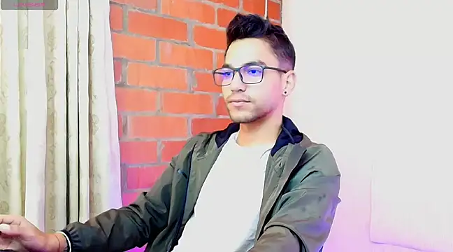 Leandro valenzuela online show from 17, 3, 2025