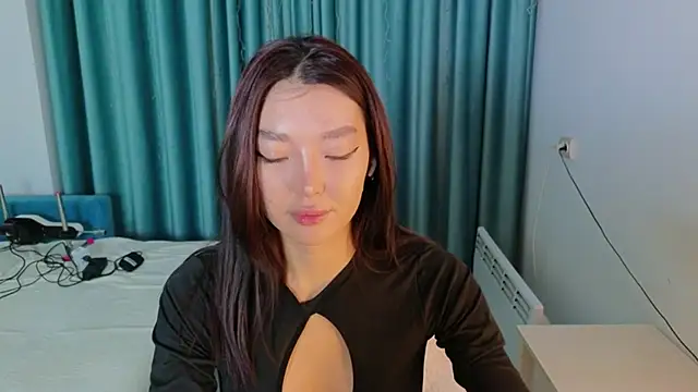 AudreyMell online show from 10, 10, 2025