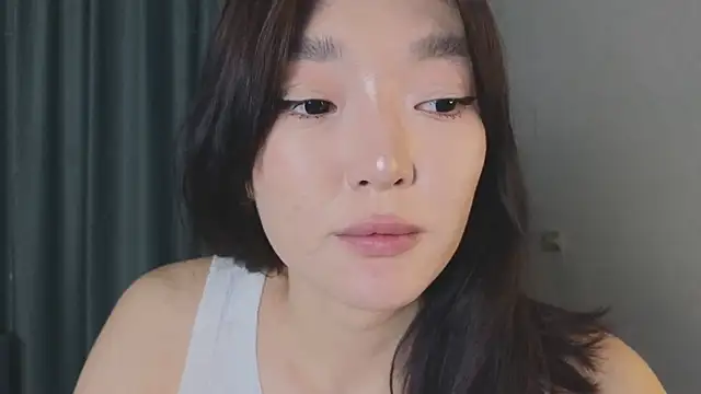 AudreyMell online show from 5, 3, 2025