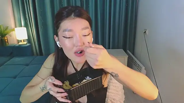 AudreyMell online show from 26, 10, 2025