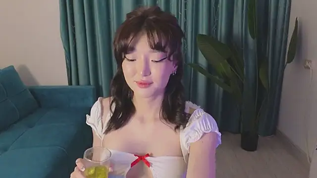 AudreyMell online show from 15, 3, 2025