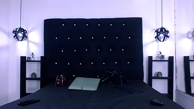 AlissonSpears online show from 21, 11, 2025