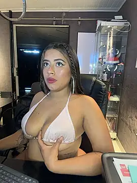 Snapshot of ElaaPerez chatting on 17, 1, 2026 ElaaPerez online show from 17, 1, 2026