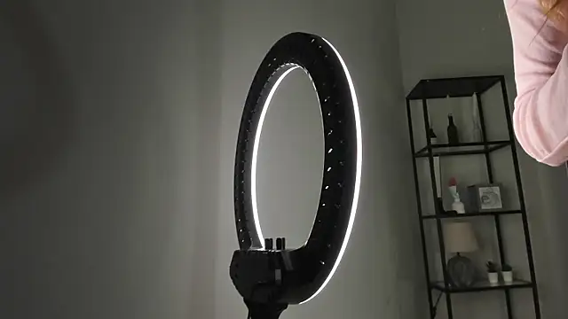 elfinvibes online show from 8, 11, 2025