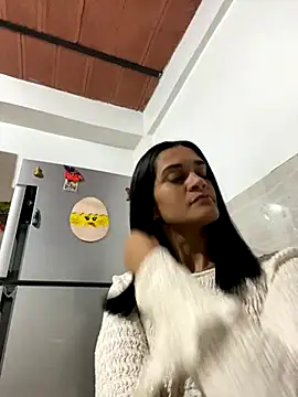 Biancasantillana online show from 16, 10, 2025