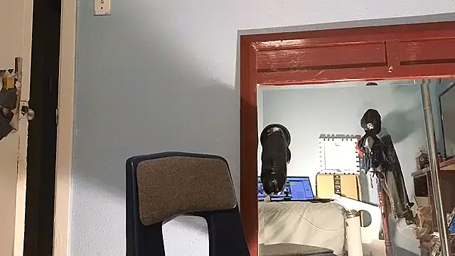 Sandrasaa online show from 15, 10, 2025