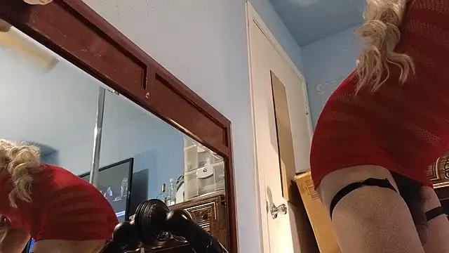 Sandrasaa online show from 14, 2, 2025