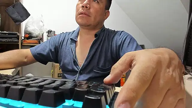 Jhonatan Morales S online show from 21, 11, 2025