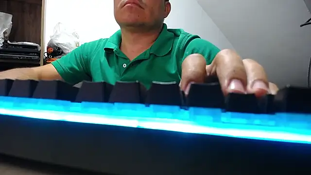 Jhonatan Morales S online show from 23, 11, 2025