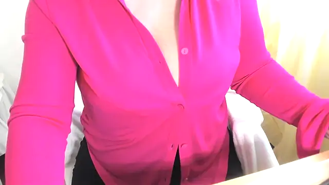 Snapshot of Diadi75 chatting on 1, 2, 2025 Diadi75 online show from 1, 2, 2025