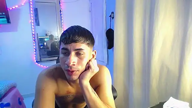 boy latino sex online show from 6, 10, 2025