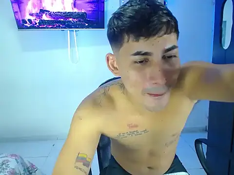 boy latino sex online show from 25, 9, 2025