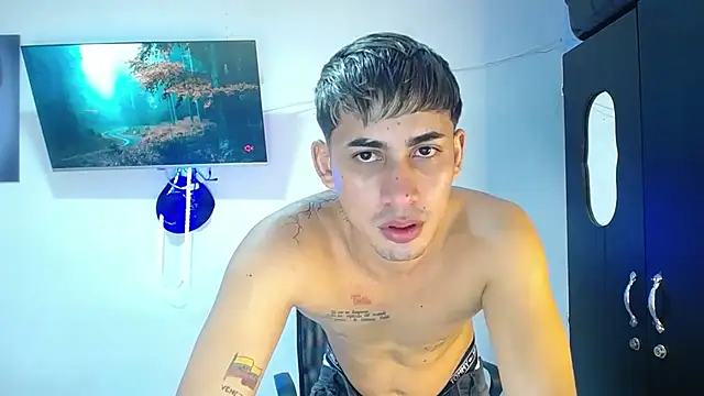 boy latino sex online show from 20, 10, 2025