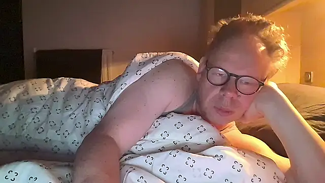 kinkyslet8 online show from 1, 12, 2025