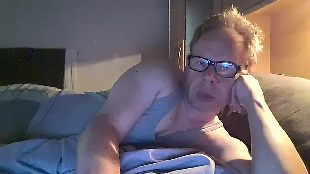 kinkyslet8 online show from 14, 9, 2025