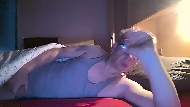 kinkyslet8 online show from 26, 11, 2025