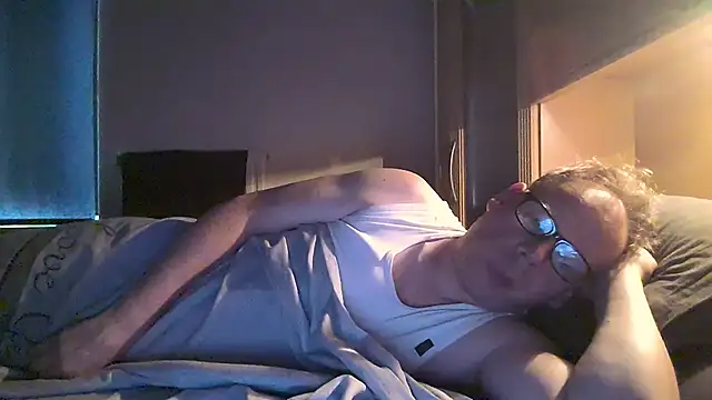 kinkyslet8 online show from 21, 9, 2025