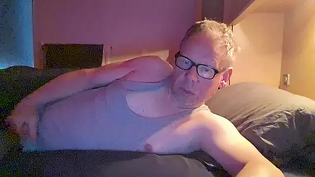 kinkyslet8 online show from 3, 5, 2026