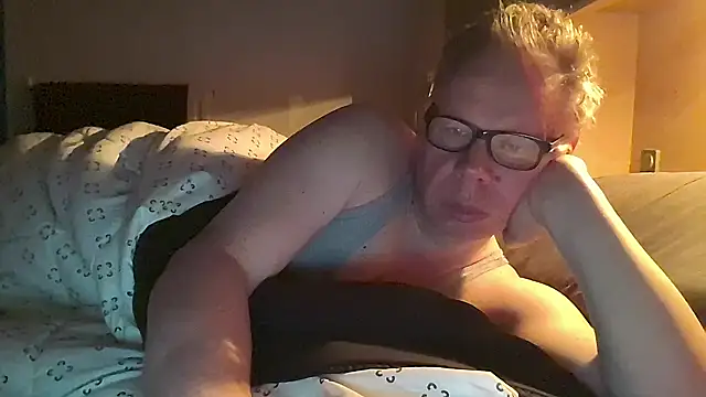 kinkyslet8 online show from 21, 2, 2026