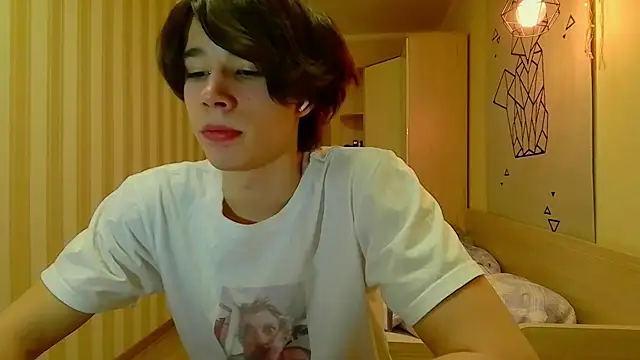 gayGamogey online show from 15, 3, 2025