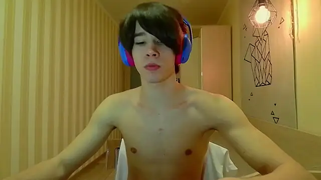 gayGamogey online show from 16, 3, 2025