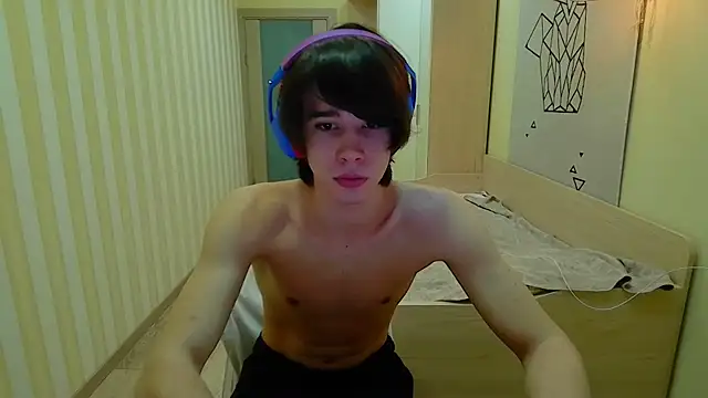 gayGamogey online show from 11, 3, 2026