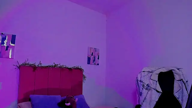 Charlee pink online show from 26, 10, 2025