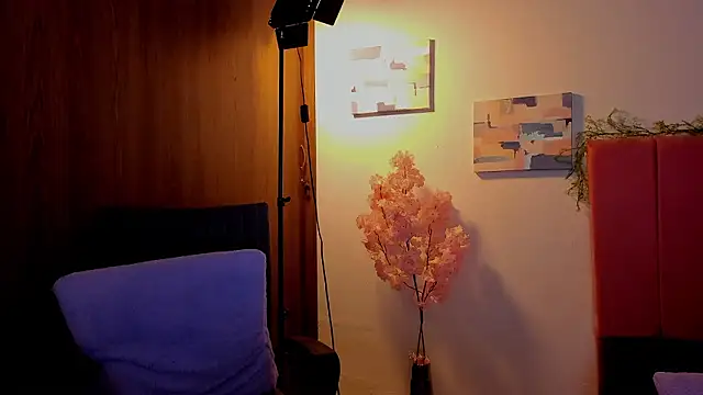 Charlee pink online show from 15, 3, 2026