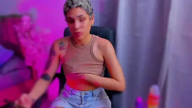 Charlee pink online show from 20, 11, 2025