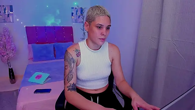 Charlee pink online show from 22, 9, 2025