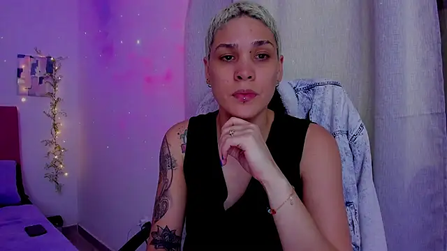 Charlee pink online show from 29, 9, 2025