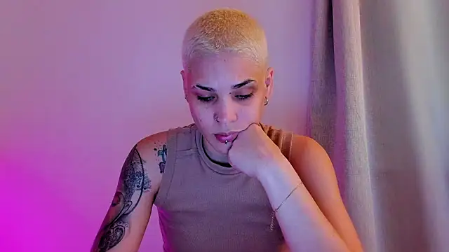 Charlee pink online show from 17, 1, 2026