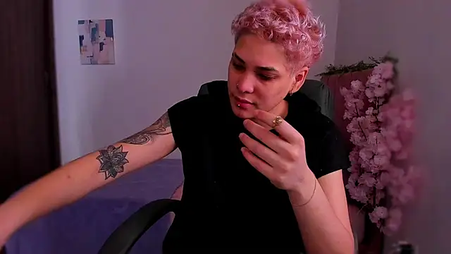 Charlee pink online show from 17, 12, 2025