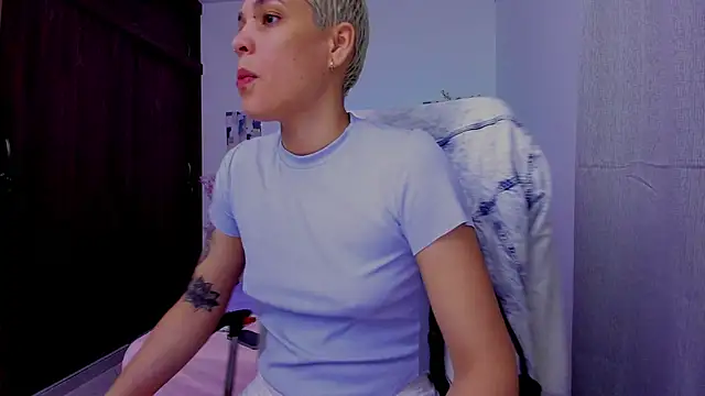 Charlee pink online show from 26, 9, 2025