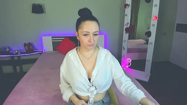 AngellLika online show from 16, 12, 2025