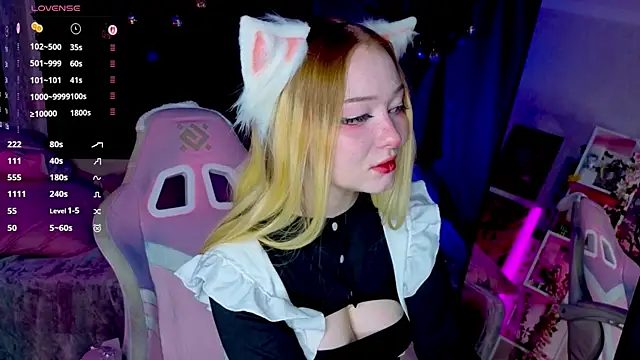 ElswythCovil online show from 30, 11, 2025