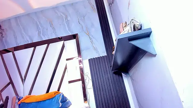 lola hornei online show from 16, 1, 2026