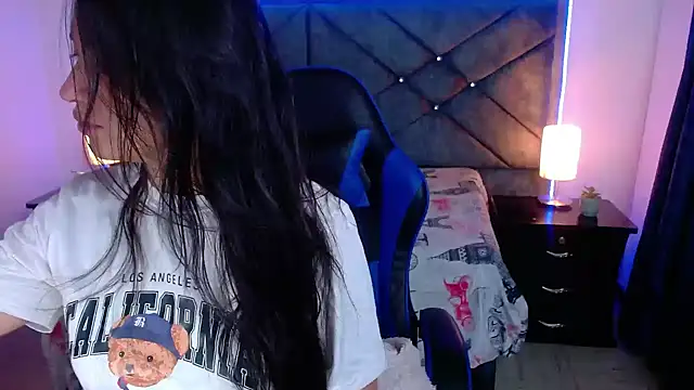 Julietacollins06 online show from 2, 12, 2025