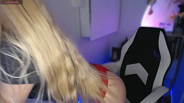 channel blonde a online show from 15, 10, 2025