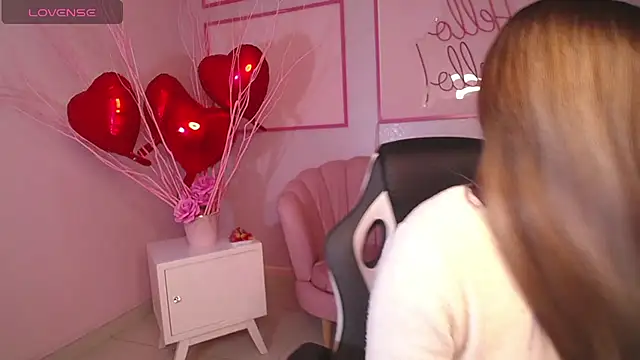 channel blonde a online show from 19, 2, 2025