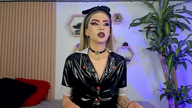 BrianaSchafer online show from 21, 10, 2025