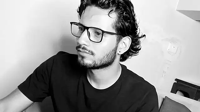 Snapshot of Nicholasrodrii chatting on 24, 2, 2025 Nicholasrodrii online show from 24, 2, 2025