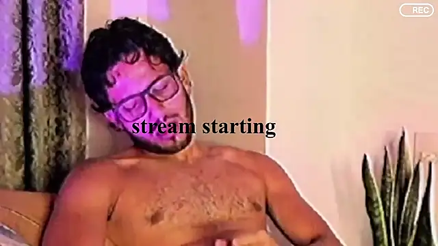 Nicholasrodrii online show from 20, 12, 2025