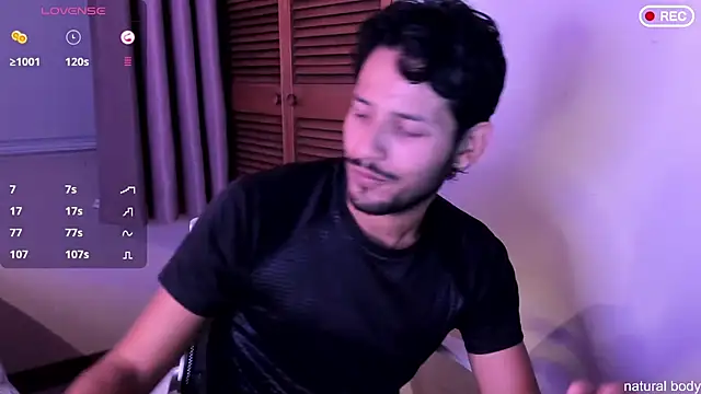 Snapshot of Nicholasrodrii chatting on 26, 10, 2025 Nicholasrodrii online show from 26, 10, 2025