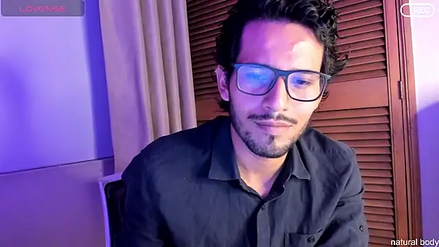 Snapshot of Nicholasrodrii chatting on 10, 10, 2025 Nicholasrodrii online show from 10, 10, 2025