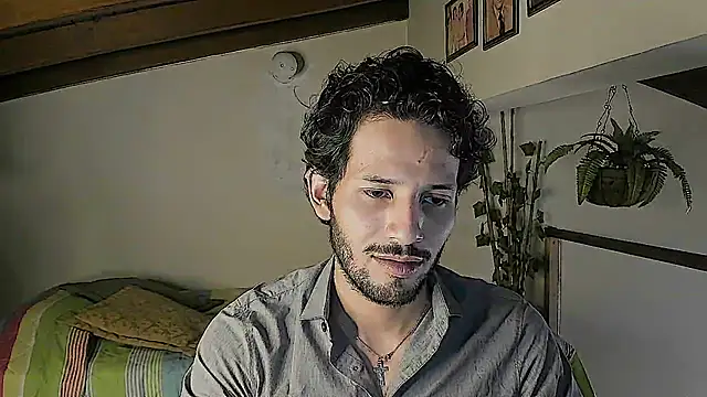 Nicholasrodrii online show from 11, 6, 2026