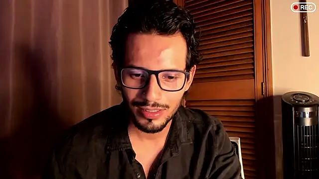 Snapshot of Nicholasrodrii chatting on 8, 9, 2025 Nicholasrodrii online show from 8, 9, 2025