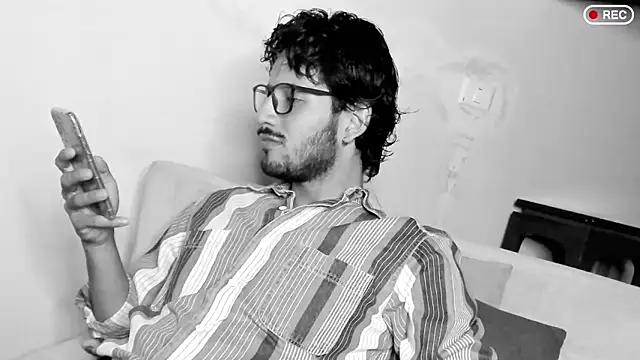 Snapshot of Nicholasrodrii chatting on 8, 3, 2025 Nicholasrodrii online show from 8, 3, 2025