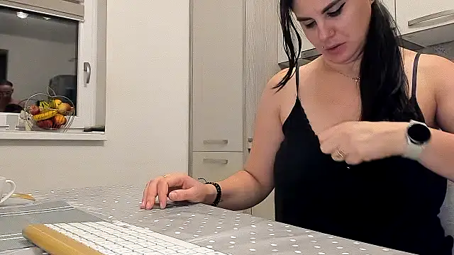 cuplu29 online show from 9, 10, 2025