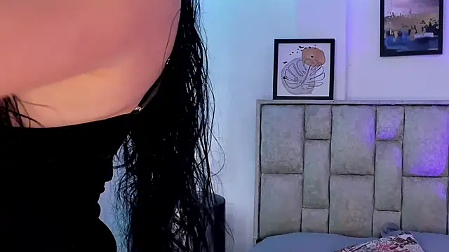 brianaGuzman online show from 11, 6, 2026